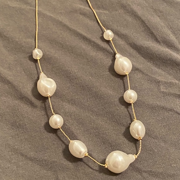 NWOT Pearl Necklace 😍 - Picture 15 of 16